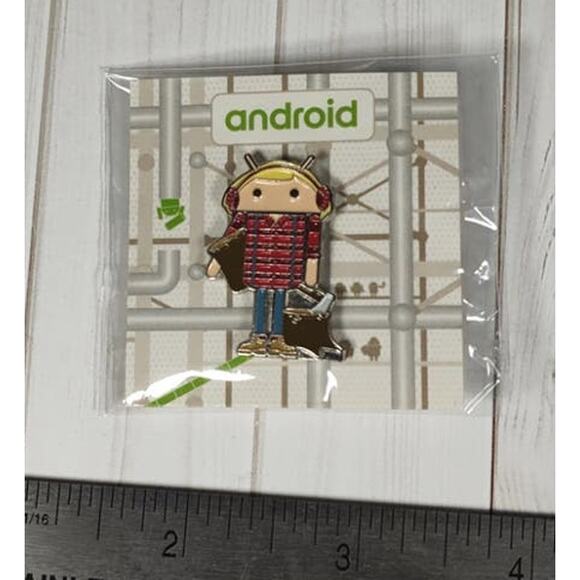 2018 Google Android MWC Limited Edition Pin Lumberjack Forestry Professional - Picture 3 of 3